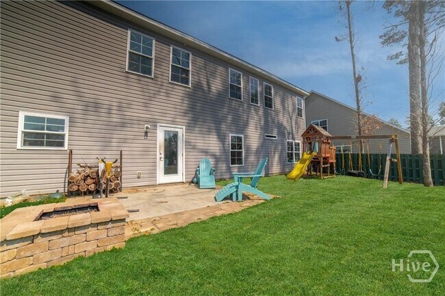 Building Photo - 115 Sailmaker Ln