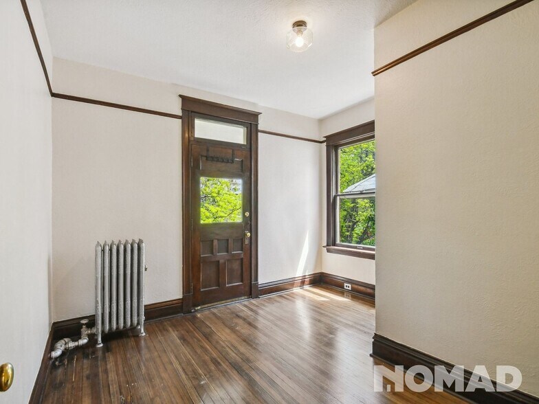 Building Photo - 1237 Lafayette St