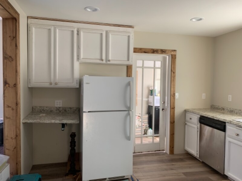 Building Photo - 123 Adam Ave