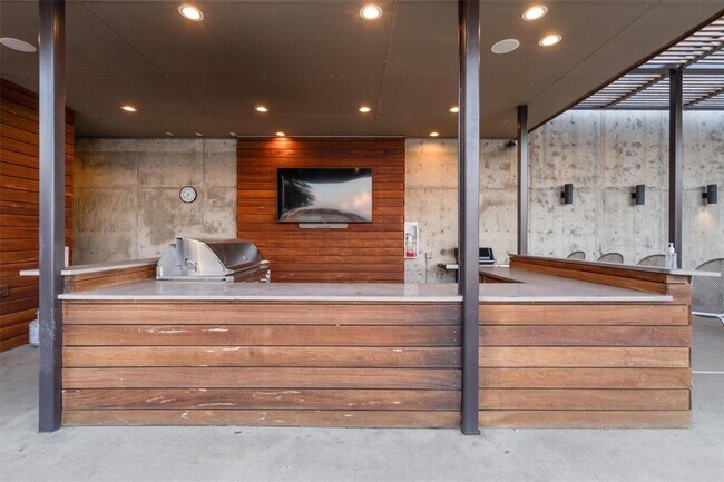 Building Photo - 1101 Ivean Pearson Rd