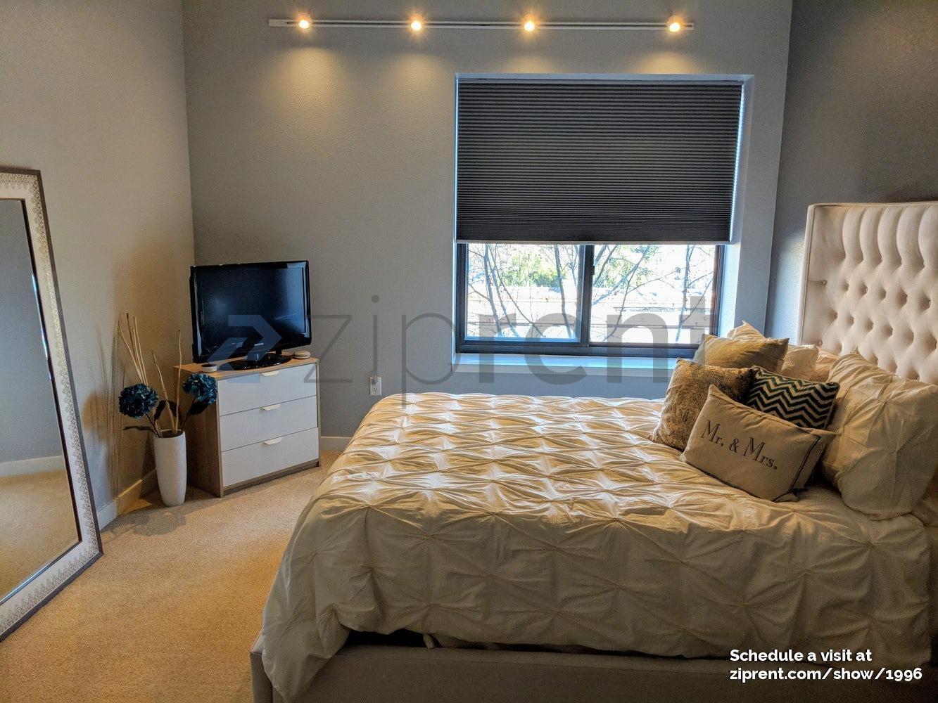 Building Photo - 88 Bush St