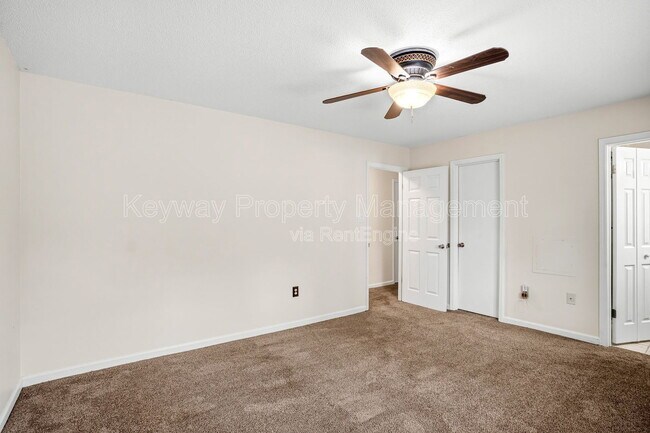 Building Photo - 3420 Linderwood Dr