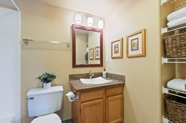 Building Photo - 3 Bed, 3 Bath Condo in Wildernest