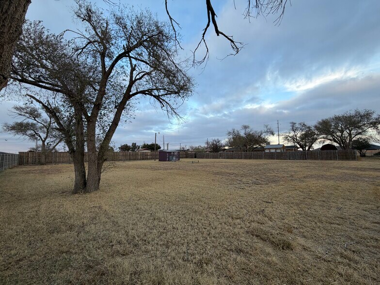 Building Photo - 3408 Upland Ave