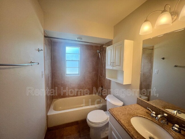 Building Photo - 477 Dogwood Ct