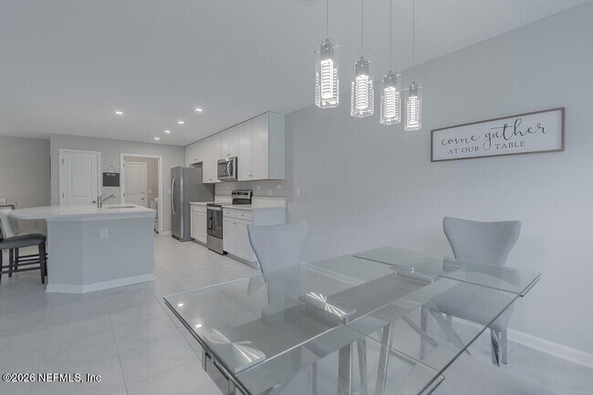 Building Photo - 4948 Big Pine Dr