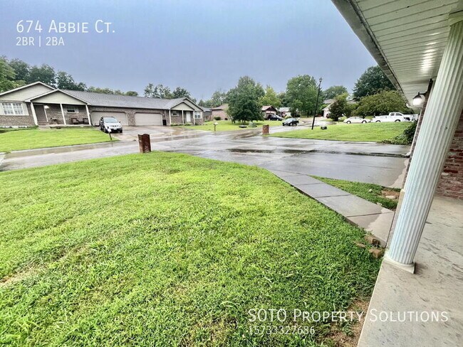 Building Photo - 674 Abbie Ct