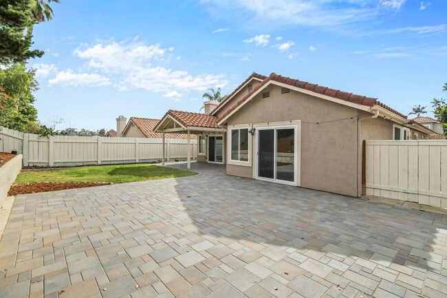 Building Photo - Beautiful 4BR Single-Story Home with Solar in Summercreek