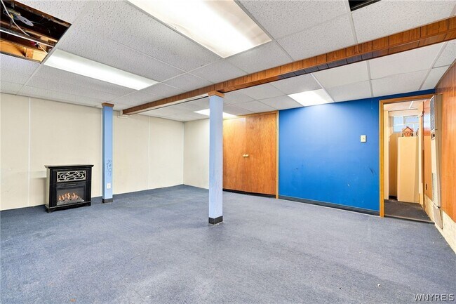 Building Photo - 53 Hartford Rd