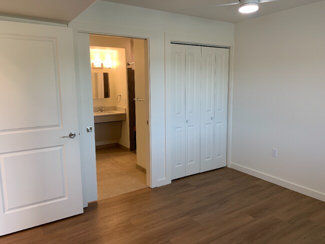 Building Photo - 2051 S Knik Goose Bay Rd