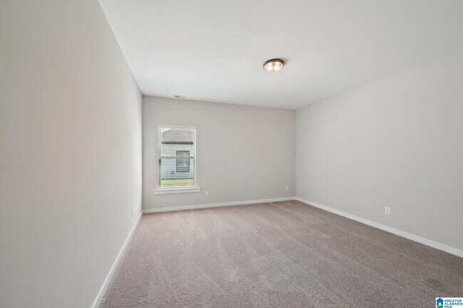 Building Photo - 439 Troubadour Ln