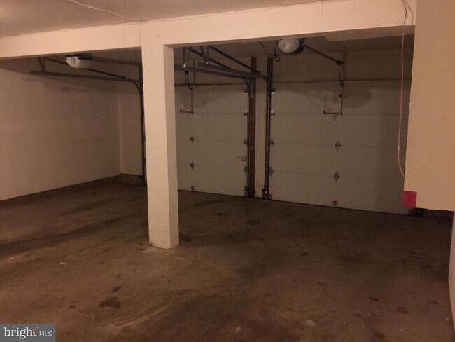 Building Photo - 13403 Poplar Woods Ct