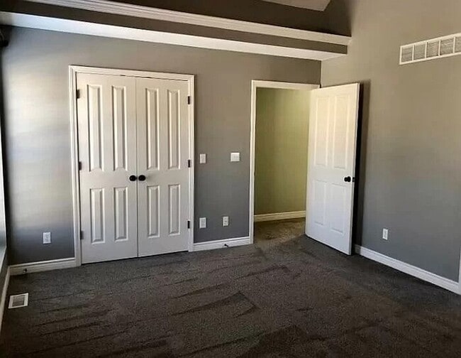 Building Photo - Spacious 4-Bedroom Greenwood Home with Vau...