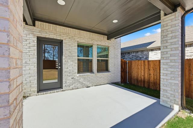 Building Photo - 5611 Chasewood Dr