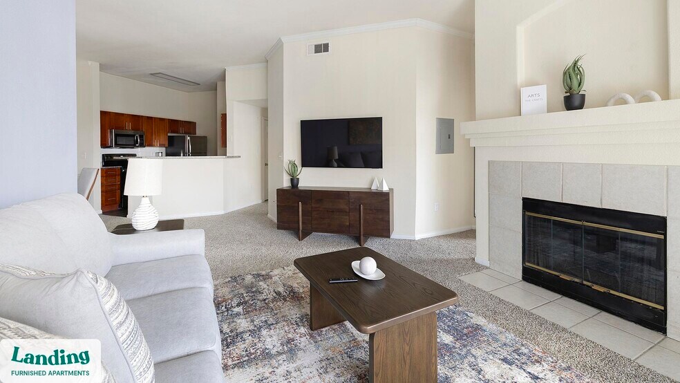 Building Photo - 901 Lakeside Cir