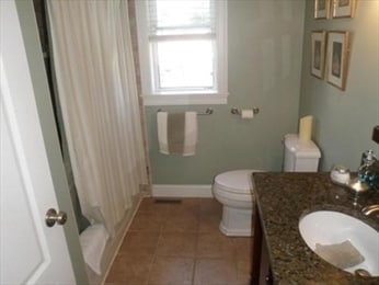Bathroom - 65 Independence Ave
