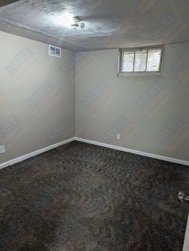 Building Photo - Coming Soon!
