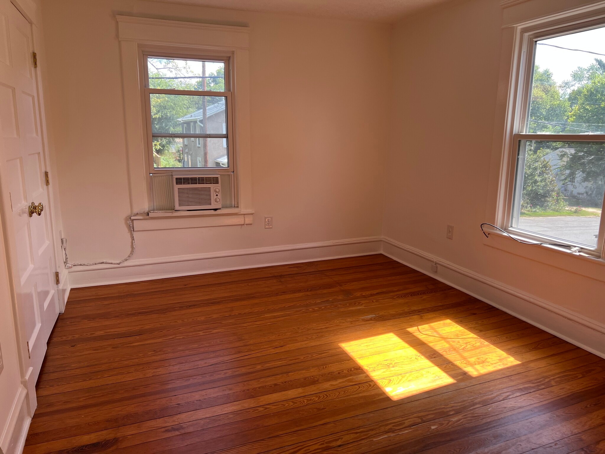 Bedroom 2 - 704 Blenheim Ave