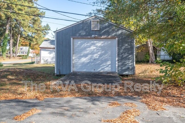 Building Photo - 4930 Bethlehem Rd