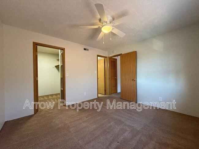 Building Photo - 1421 D St