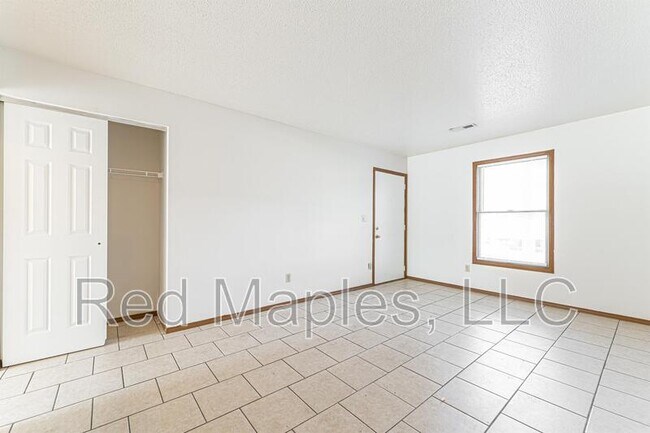 Building Photo - 12511 James Patrick Ln