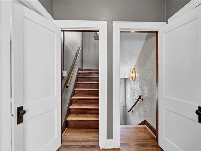 Building Photo - 3220 Grant Ave