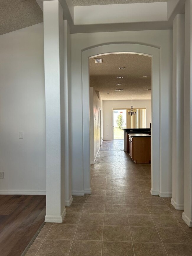 Building Photo - 136 Grantham Dr