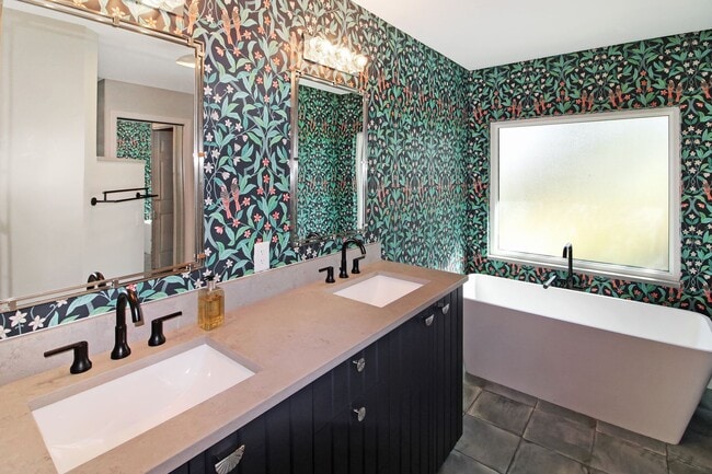 Building Photo - Calusa Lakes Annual Home for Rent