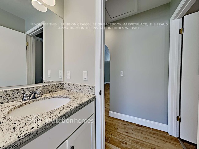 Building Photo - 2108 Crosshair Cir