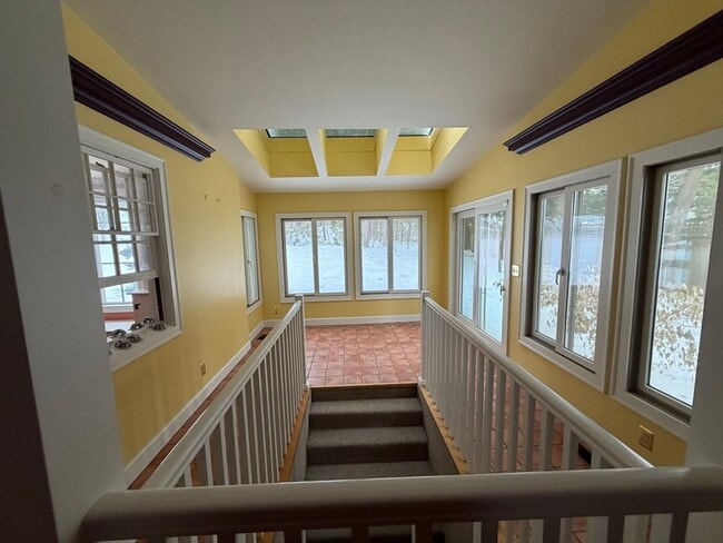 Building Photo - 31 Fells Rd