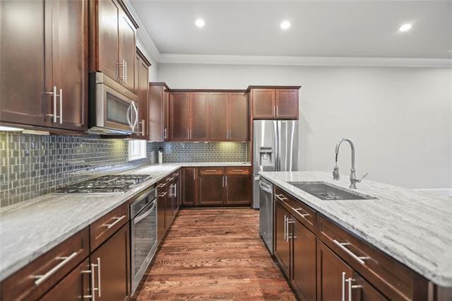 Building Photo - 660 S Pearl Expy