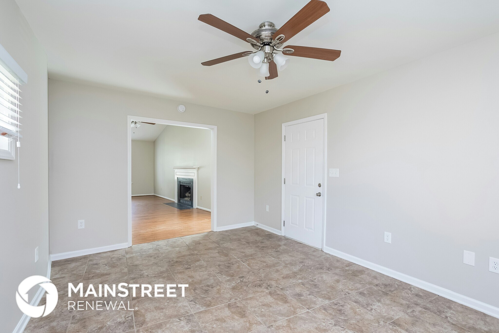 Building Photo - 2300 Carthage Cir