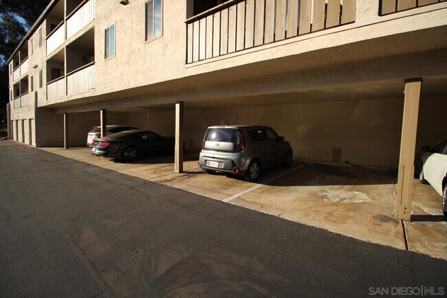 Building Photo - 10332 Caminito Aralia