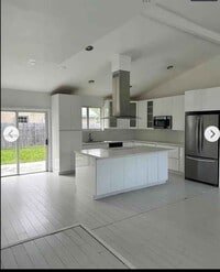 Building Photo - Southwest 93rd Avenue, Palmetto Bay, FL 33157 - 4 BR 2 BA single-family home