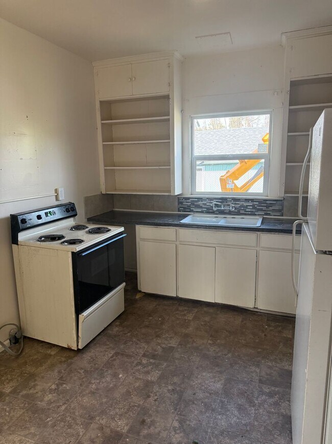 Building Photo - CKJ01