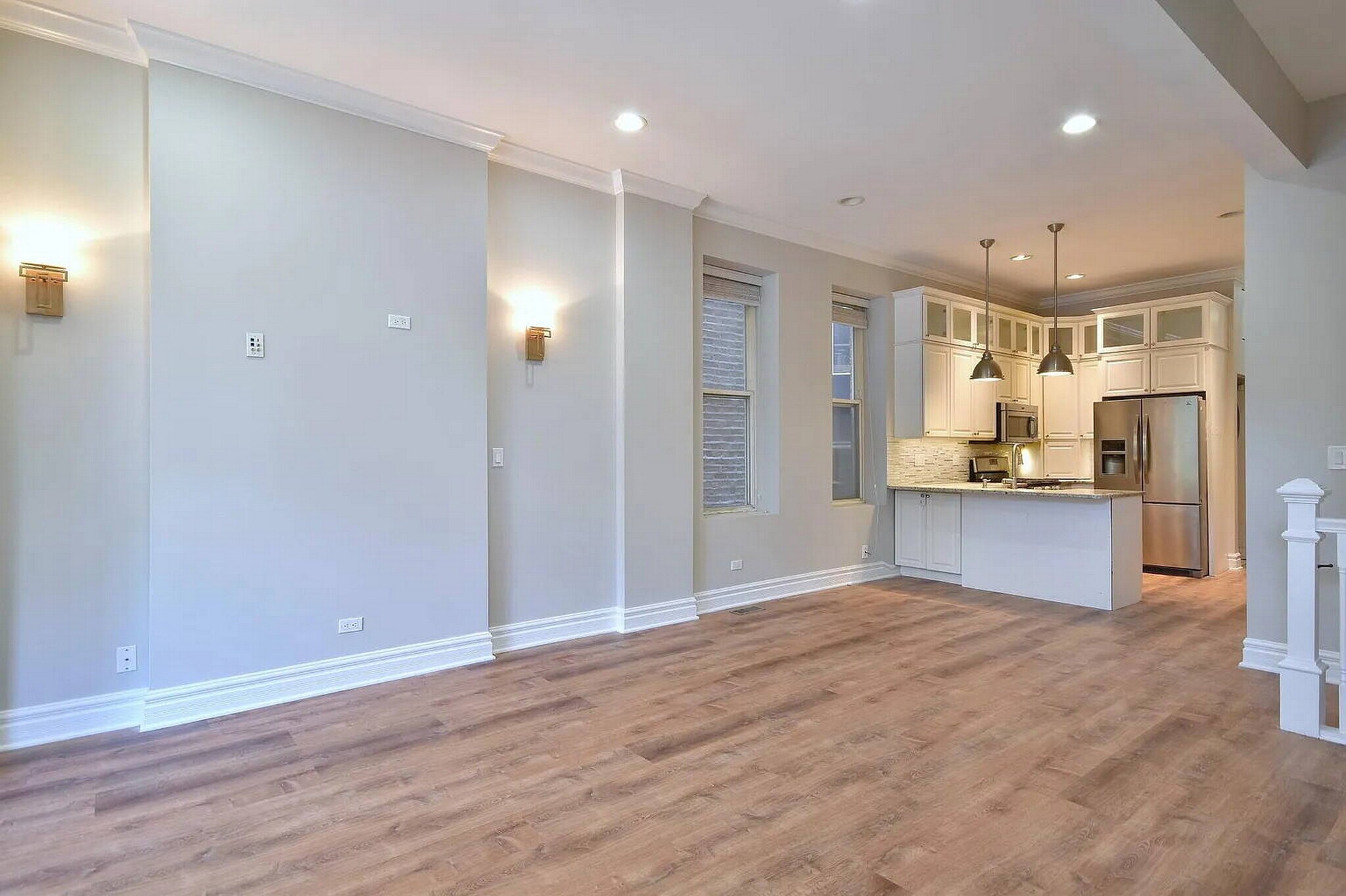 Building Photo - 1316 N Artesian Ave