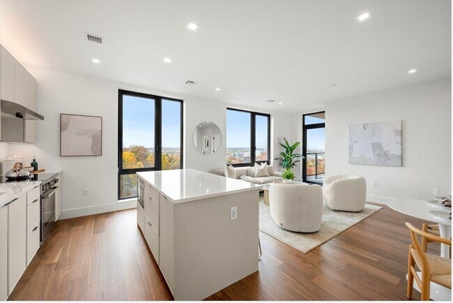 Building Photo - NO FEE!!! 2 BED/2 BATH IN BRIGHTON'S NICEST BUILDING!!!!! PARKING INCLUDED