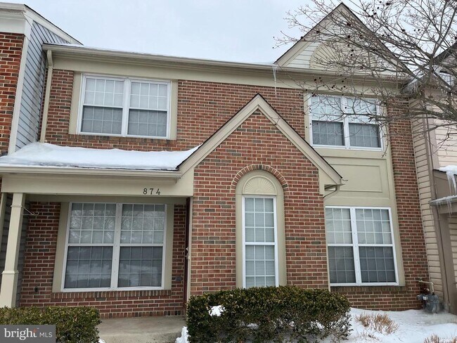 Building Photo - 874 Waterford Dr