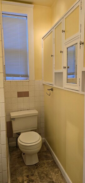Bathroom - 1057 S 900 E