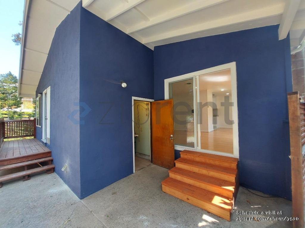 Building Photo - 1296 Albina Ave