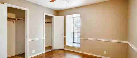 Building Photo - 100 Hacienda Dr