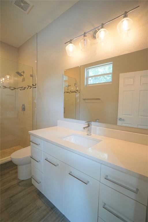 Building Photo - 4104 N Thatcher Ave