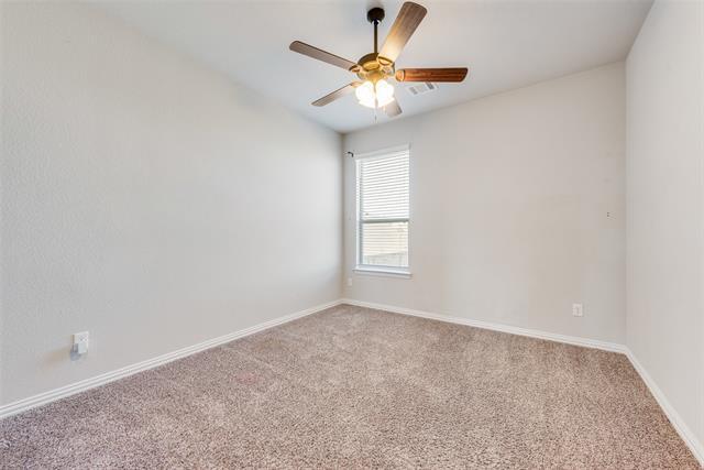 Building Photo - 417 Sagebrush Ln