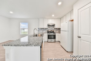 Building Photo - 10626 McClintock Dr