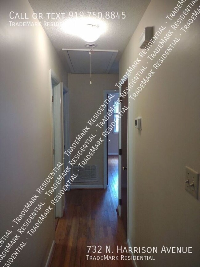Building Photo - 732 N Harrison Ave