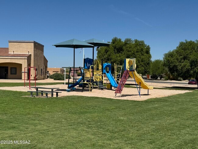 Building Photo - 6590 E Cooperstown Dr