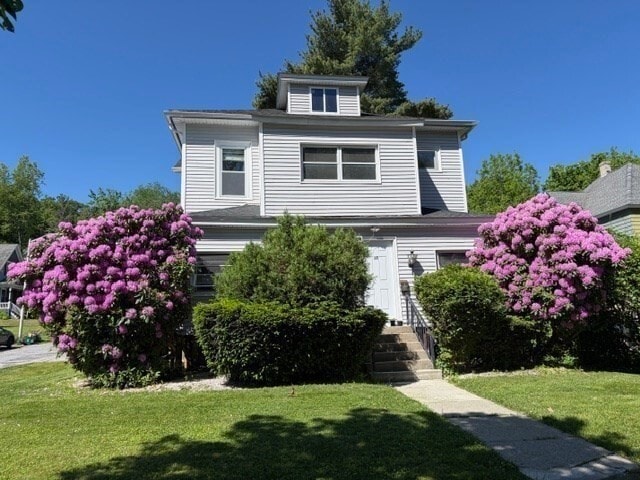 Building Photo - 17 Englewood Ave