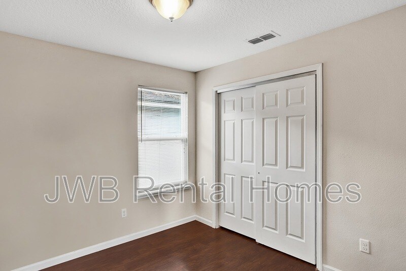 Building Photo - 1260 Neva St
