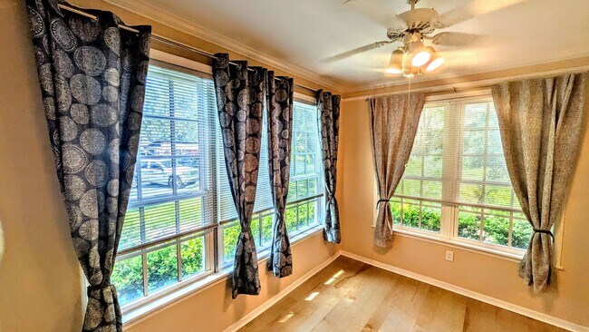 Building Photo - ANNUAL UNFURNISHED GROUND FLOOR CONDO 3 BED 2 BATH