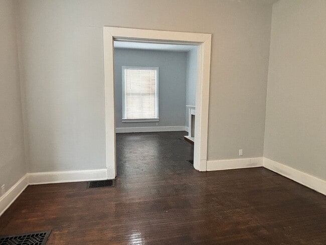 Building Photo - 332 N Arsenal Ave